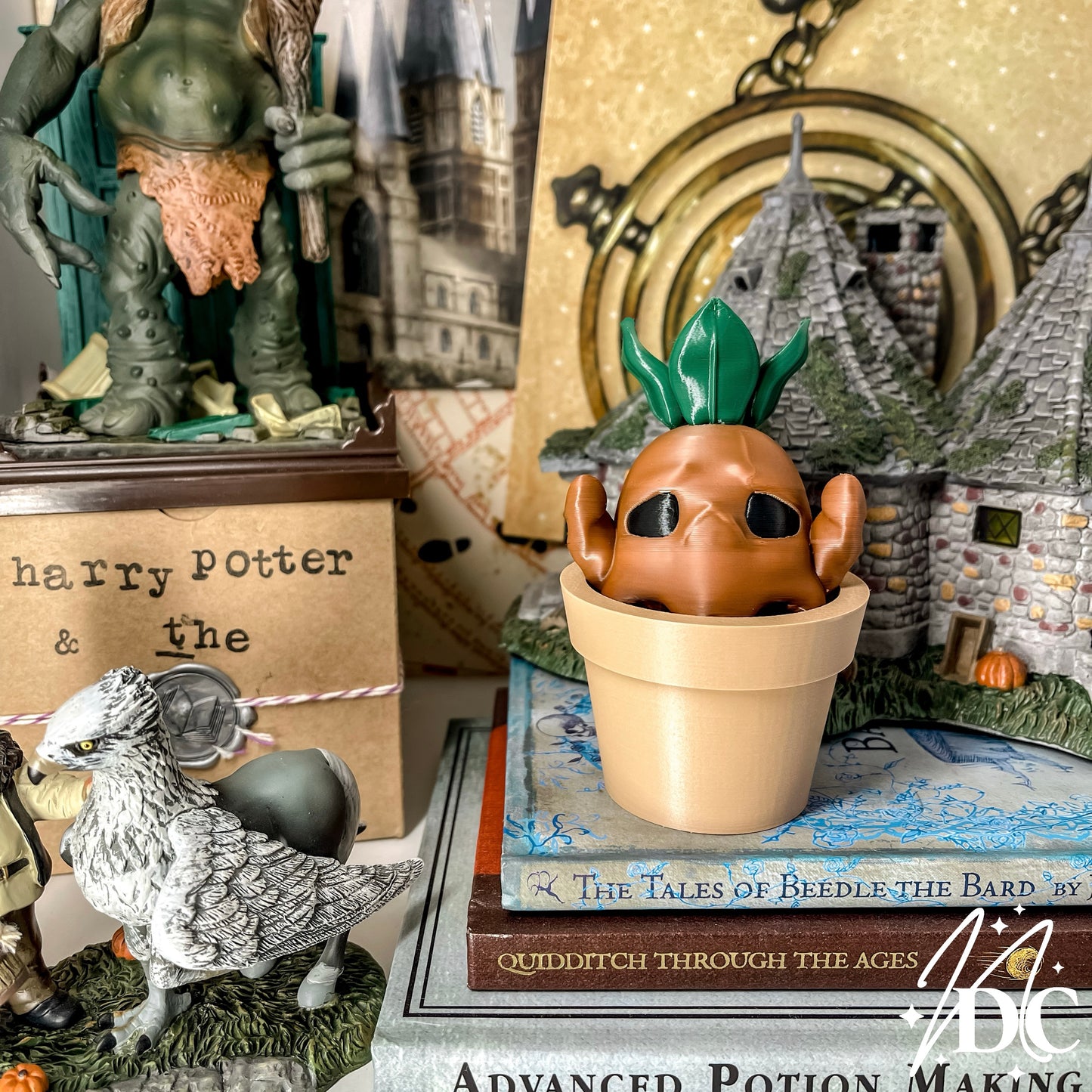 Mandrake with Pot Articulated Toy